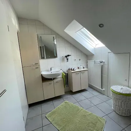 Weingut & Strausswirtschaft Vogel Διαμέρισμα