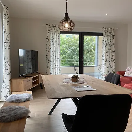 Weingut & Strausswirtschaft Vogel * Vogtsburg