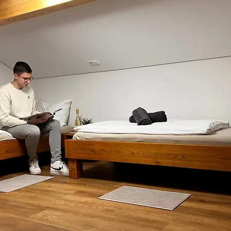 Weingut & Strausswirtschaft Vogel Διαμέρισμα *